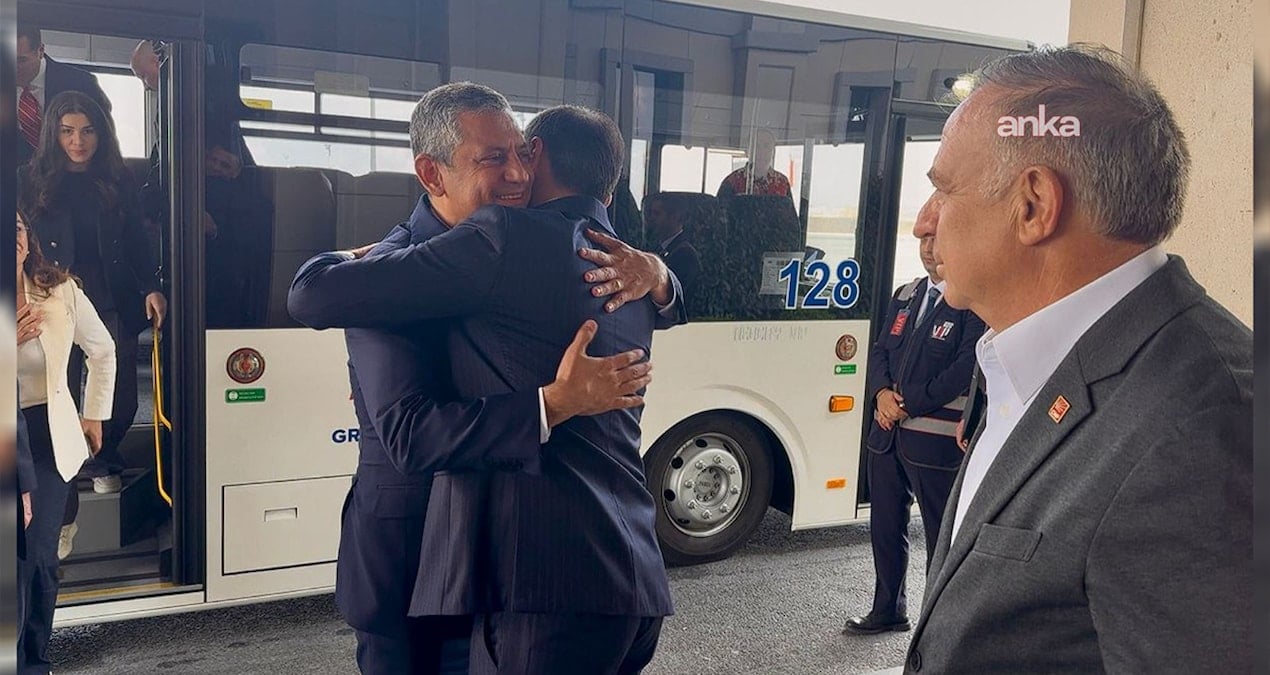 son dakika ozgur ozel istanbula geldi ozgur celik havalimaninda karsiladi 1414zfTq