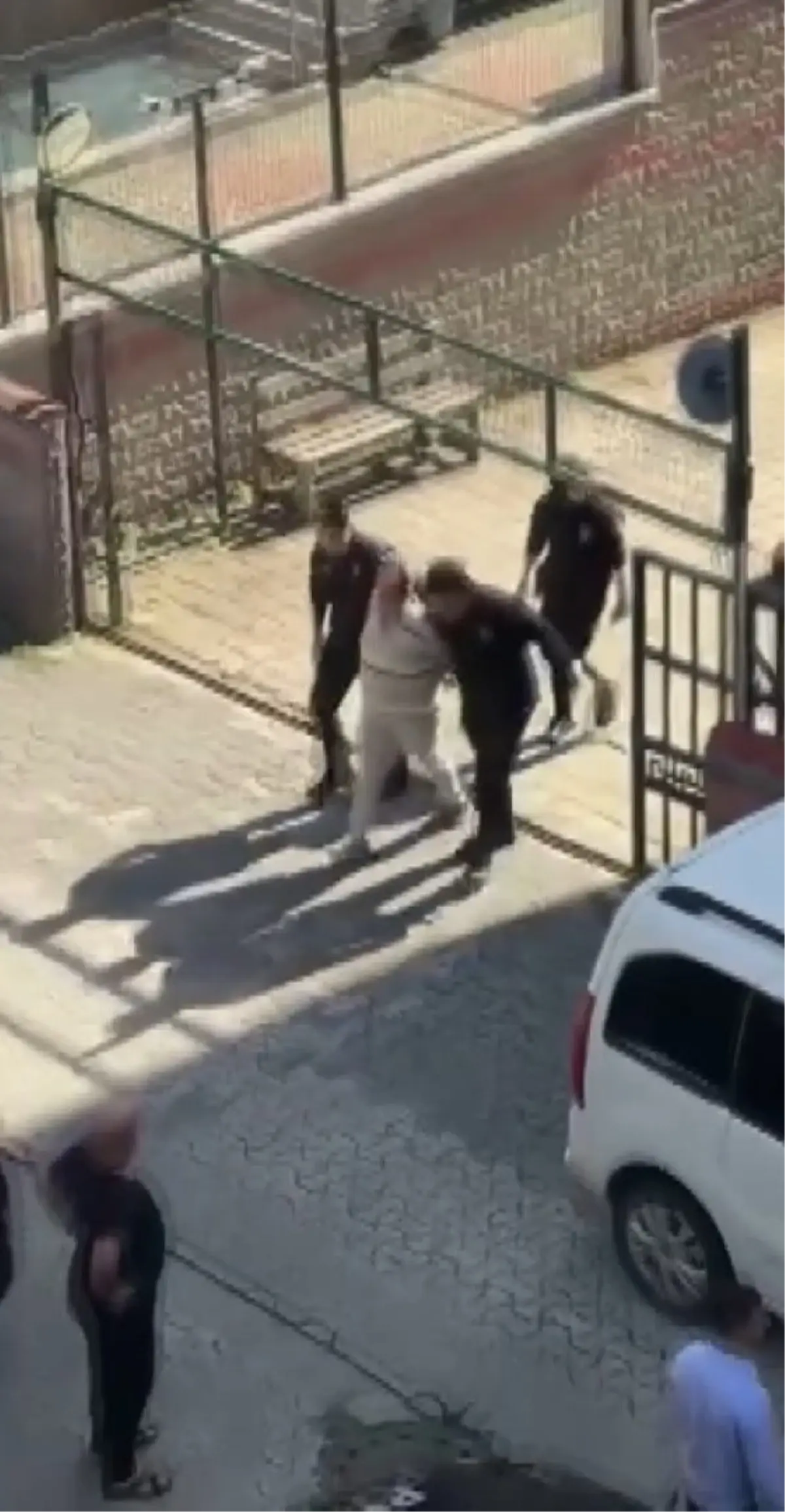 atasehirde bicakli kavga bir olu naOaAUir