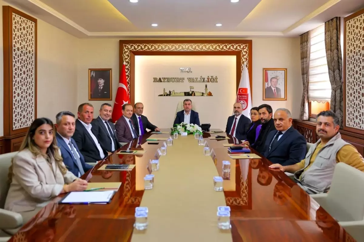 bayburtta dikenless kusburnu uretimi degerlendirildi HipAuECC.jpg