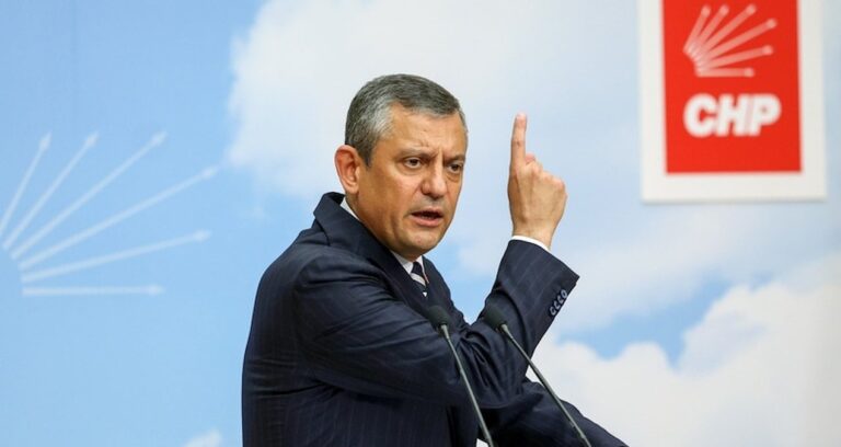 akpye-yakin-avukatlar-agzindaki-baklayi-cikardi-iste-chp-plani-5yZs9NMU